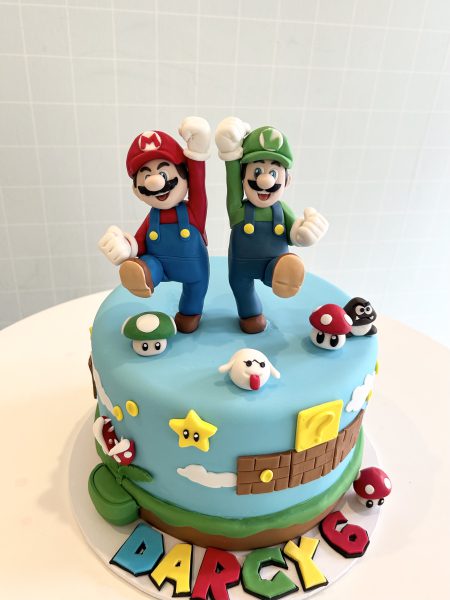 Mario Luigi cake